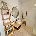 El Pez Newly Renovated In Apartment La Santa